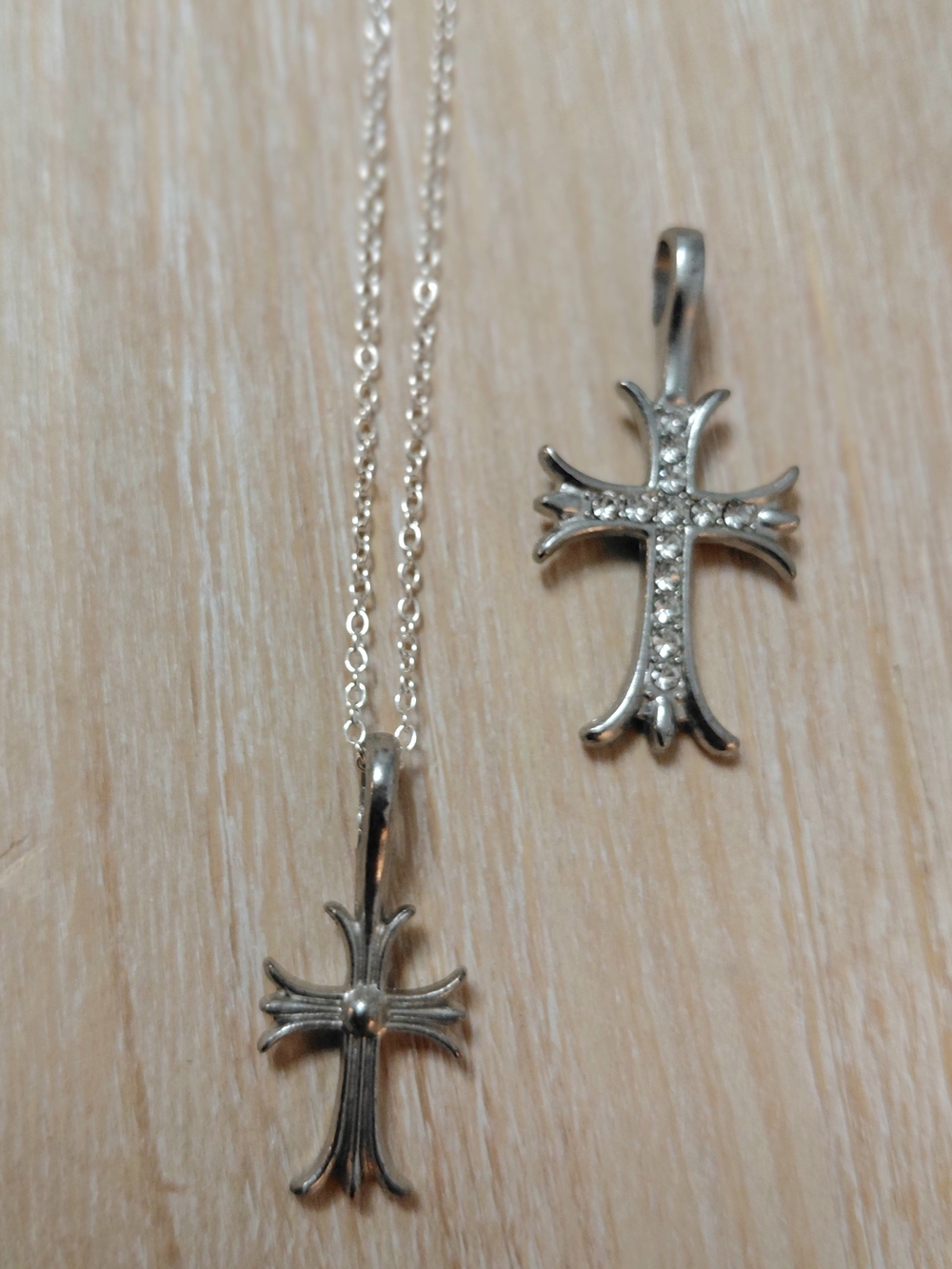 Silver Cross Pendant Necklace for Women - Elegant Silver Tone